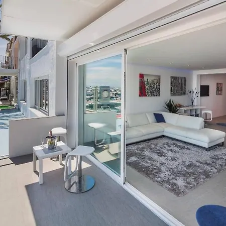 Modern Frontline Puerto Banus M2 * Marbella