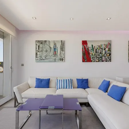 Apartment Modern Frontline Puerto Banus M2 *