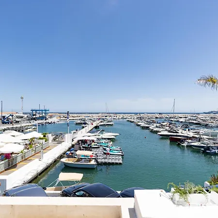 Modern Frontline Puerto Banus M2