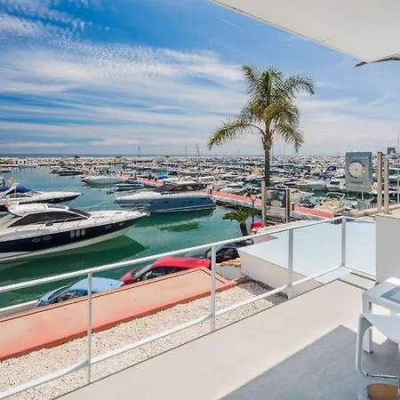Modern Frontline Puerto Banus M2 Lejlighed *