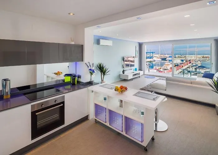 Apartament Modern Frontline Puerto Banus M2