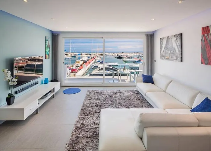 Modern Frontline Puerto Banus M2 * Marbella