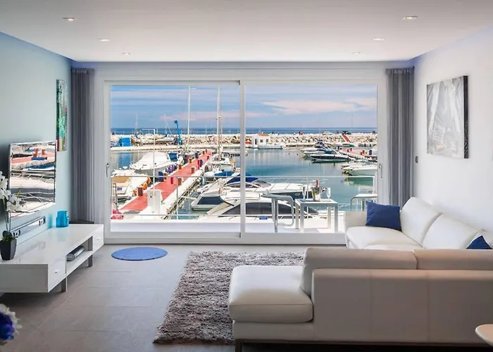 Modern Frontline Puerto Banus M2 *